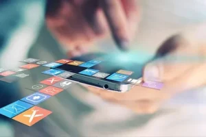 美容室でWi-Fiやネット回線を利用している店内のイメージ